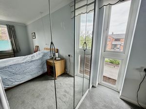 Master Bedroom - click for photo gallery